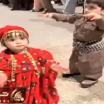 آواز شاد؛ دوتا فسقل بچه قد نخود مردم دورشون کردن و اینا وسط کردی میرقصن خیلی ناز