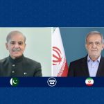 در گفت وگوی تلفنی رئیس جمهور ایران و نخست وزیر پاکستان مطرح شد؛ قدردانی شهباز شریف از ابتکار عمل ایران