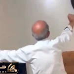 آواز شاد؛ پیرمرد منعطف معلوم نیست میرقصه یا داره خودزنی میکنه عین مار پیتون میپیچه