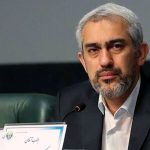 وزیر اقتصاد: زیان بانک آینده را سهامداران اصلی پرداخت می‌کنند