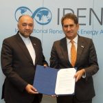 سفیر ایران در امارات استوارنامه خود را به مدیرکل «آیرنا» تسلیم کرد