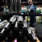 اتحادیه اروپا قصد دارد ۶۰۰ هزار نفر را برای بخش دفاعی بازآموزی کند