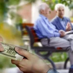 چرا حقوق آبان ماه برخی از بازنشستگان هنوز پرداخت نشده؟