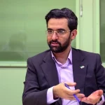 پاسخ آذری جهرمی به ادعای ثابتی: او کودک نیست