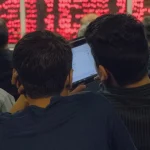 ۷۵ درصد معاملات را سهامداران حقیقی‌ انجام می‌دهند