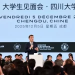 استقبال عجیب دانشجویان چینی از ماکرون