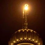 تصاویر زیبا از بارش باران در حرم امام علی(ع)