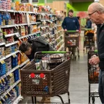 نرخ بیکاری در آمریکا به بالاترین سطح خود از سال ۲۰۲۱ نزدیک می‌شود