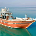 توقیف لنج حامل ۵۵ هزار لیتر سوخت قاچاق در آب‌های کیش