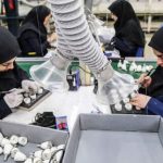 زنان نیمی از جمعیت فعال کشور، اما سهمشان در بازار کار اندک است