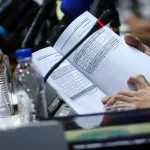 آقایان بودجه نویس! این که شما نوشتید پیش لرزه انفجار فقر است/خودتان قبلا کارمند نبودید؟